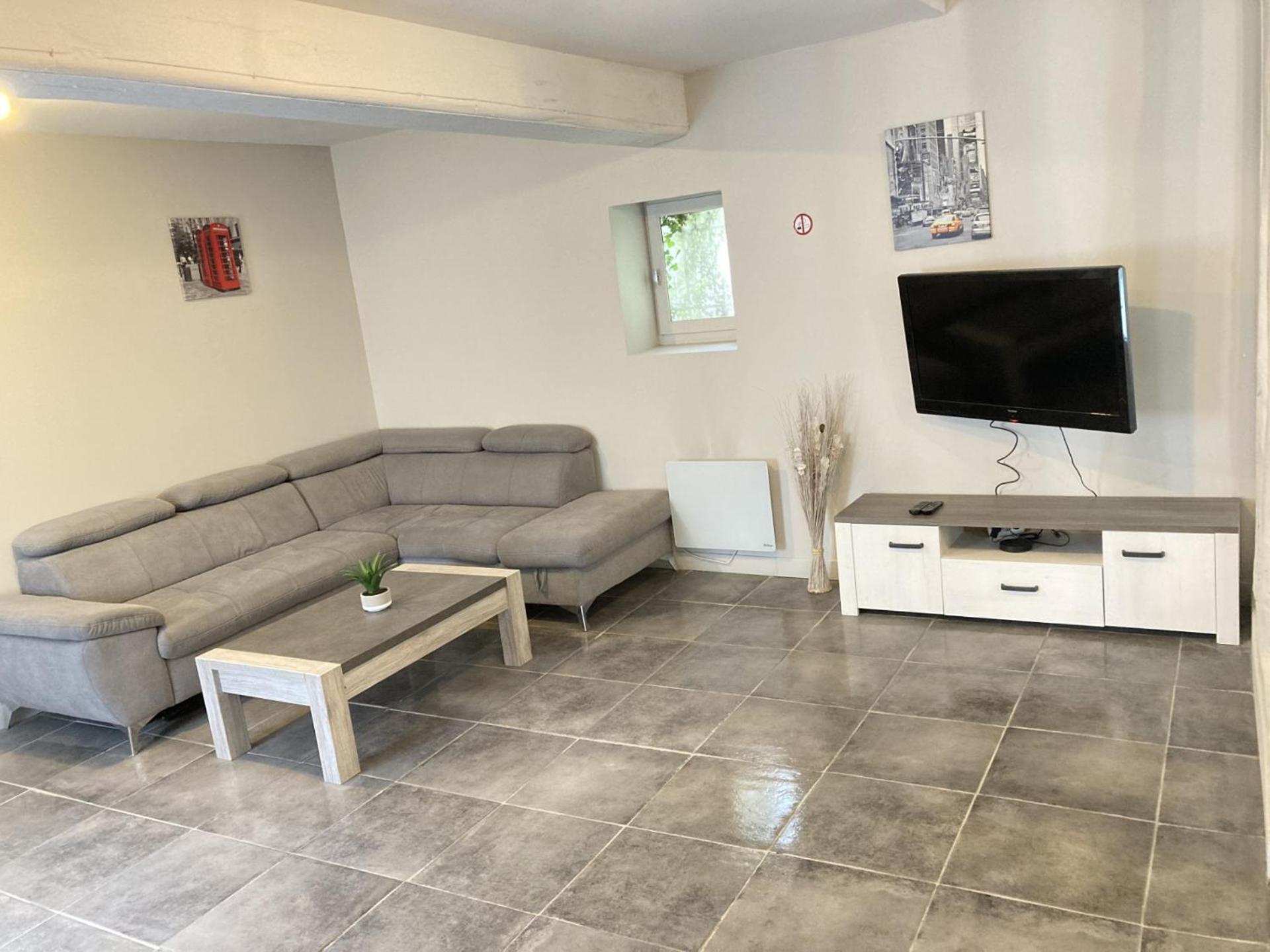 A&J Family - Neuvy Sur Loire - Guedelon Villa Ngoại thất bức ảnh